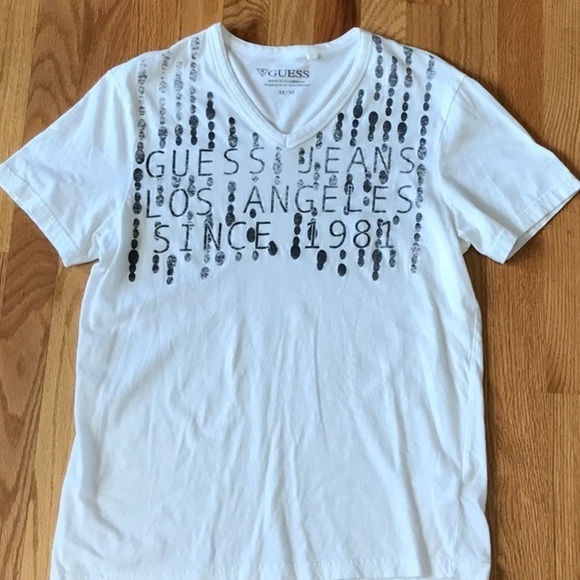 GUESS Jeans Logo Tee Shirt - Picture 3 of 5